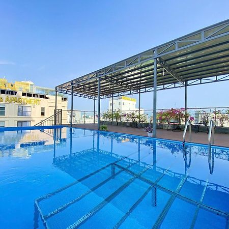 Hummer Hotel & Apartment Da Nang Beach Exterior photo