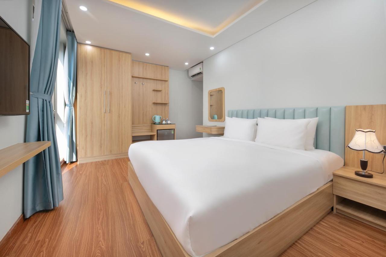 Hummer Hotel & Apartment Da Nang Beach Exterior photo