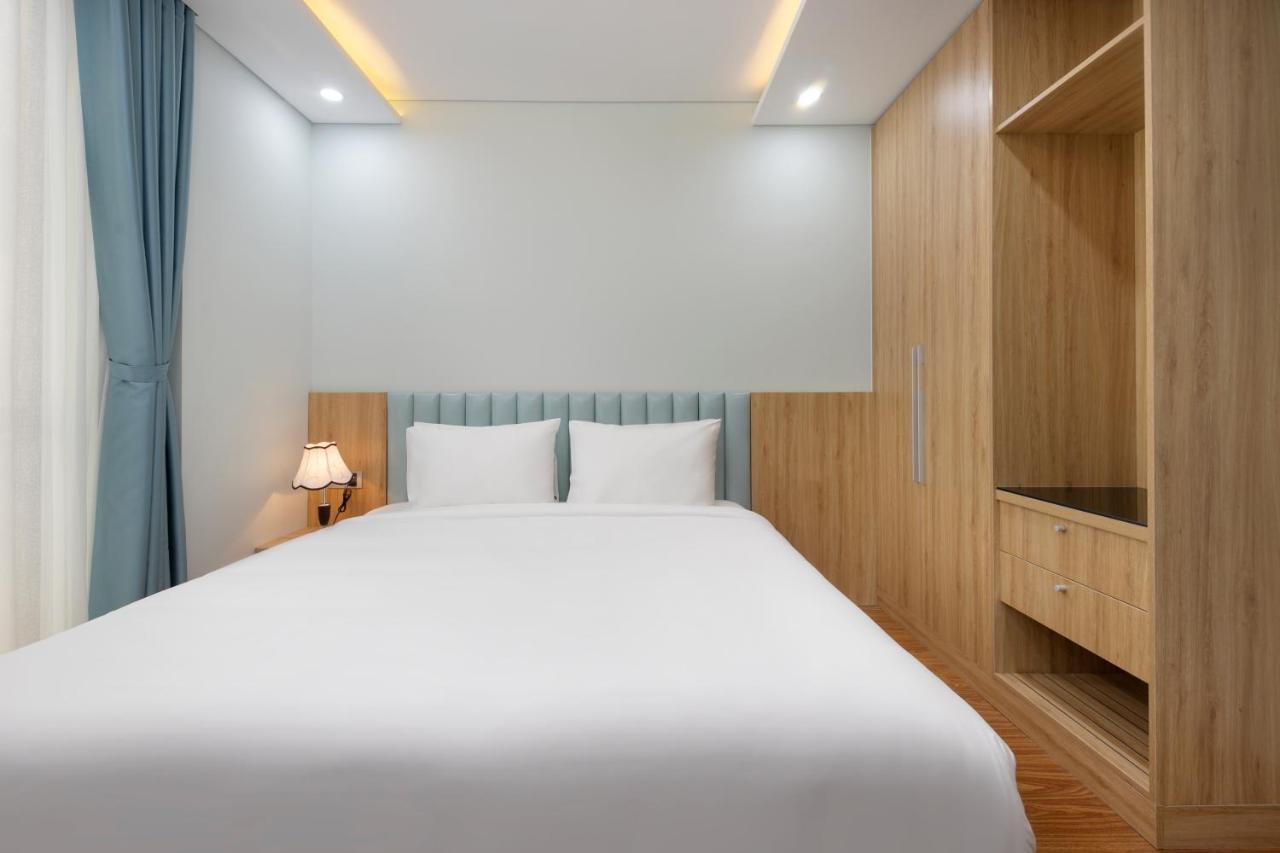 Hummer Hotel & Apartment Da Nang Beach Exterior photo